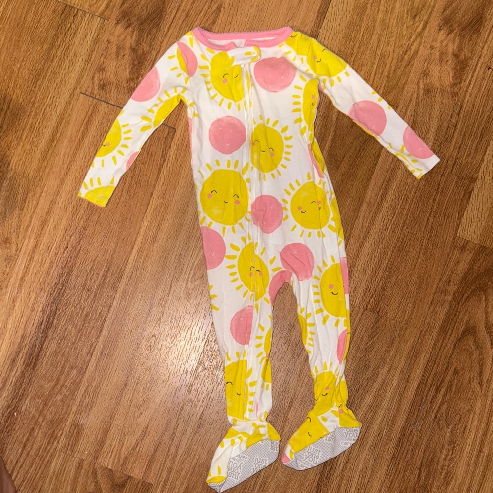 Carter's Bright Sun and Circle Footie